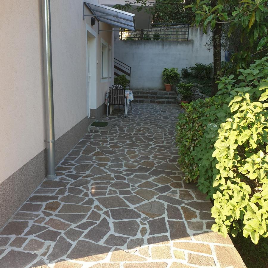 Apartment Sara ซริกเวนิซา ภายนอก รูปภาพ
