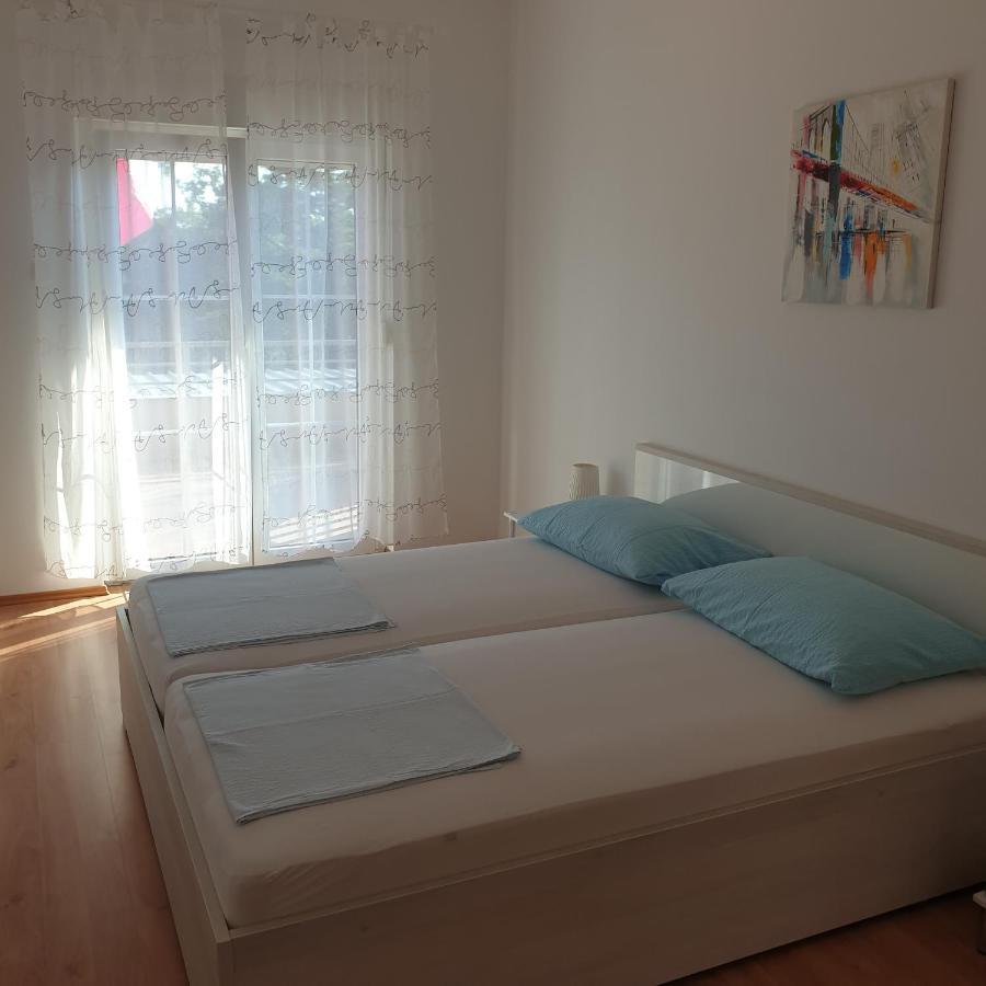 Apartment Sara ซริกเวนิซา ภายนอก รูปภาพ